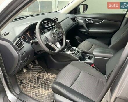 Серый Ниссан Rogue, объемом двигателя 2.49 л и пробегом 151 тыс. км за 14300 $, фото 4 на Automoto.ua