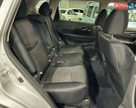 Серый Ниссан Rogue, объемом двигателя 2.5 л и пробегом 125 тыс. км за 15499 $, фото 16 на Automoto.ua