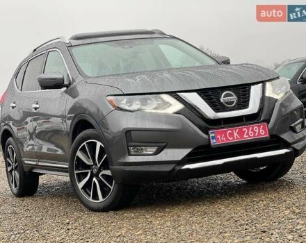 Серый Ниссан Rogue, объемом двигателя 2.49 л и пробегом 127 тыс. км за 16500 $, фото 4 на Automoto.ua