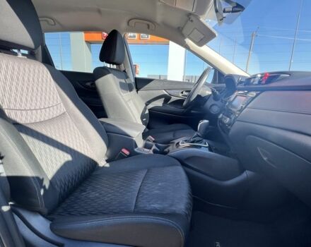 Серый Ниссан Rogue, объемом двигателя 2.5 л и пробегом 95 тыс. км за 16200 $, фото 2 на Automoto.ua