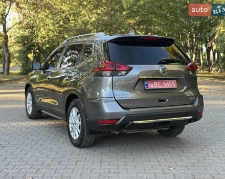 Серый Ниссан Rogue, объемом двигателя 2 л и пробегом 147 тыс. км за 15900 $, фото 4 на Automoto.ua