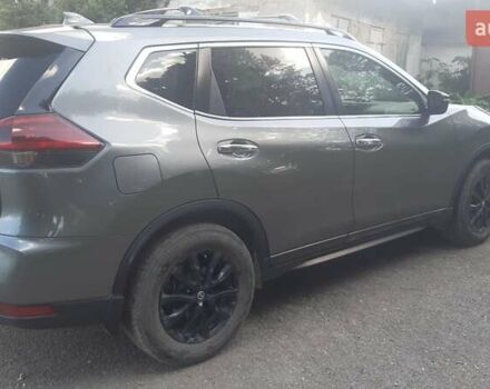 Серый Ниссан Rogue, объемом двигателя 2.5 л и пробегом 173 тыс. км за 15500 $, фото 3 на Automoto.ua
