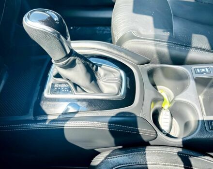 Серый Ниссан Rogue, объемом двигателя 2.5 л и пробегом 31 тыс. км за 10400 $, фото 12 на Automoto.ua