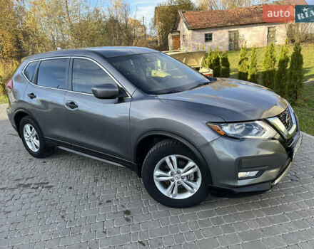 Серый Ниссан Rogue, объемом двигателя 2.49 л и пробегом 115 тыс. км за 12800 $, фото 21 на Automoto.ua