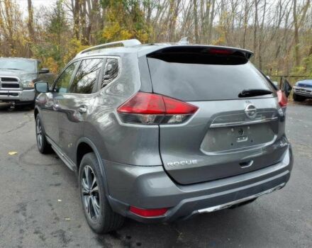 Серый Ниссан Rogue, объемом двигателя 2.5 л и пробегом 42 тыс. км за 9500 $, фото 4 на Automoto.ua
