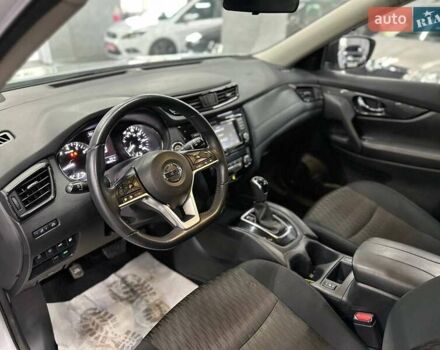 Серый Ниссан Rogue, объемом двигателя 2.5 л и пробегом 125 тыс. км за 15499 $, фото 11 на Automoto.ua