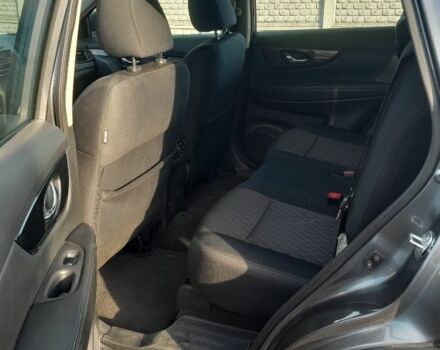 Серый Ниссан Rogue, объемом двигателя 2.5 л и пробегом 150 тыс. км за 14500 $, фото 6 на Automoto.ua