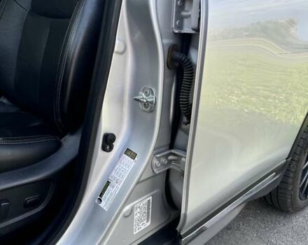 Сірий Ніссан Rogue, об'ємом двигуна 2.49 л та пробігом 250 тис. км за 13300 $, фото 11 на Automoto.ua