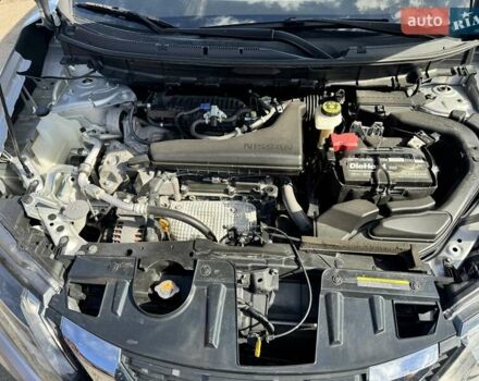 Сірий Ніссан Rogue, об'ємом двигуна 2.49 л та пробігом 250 тис. км за 13300 $, фото 13 на Automoto.ua