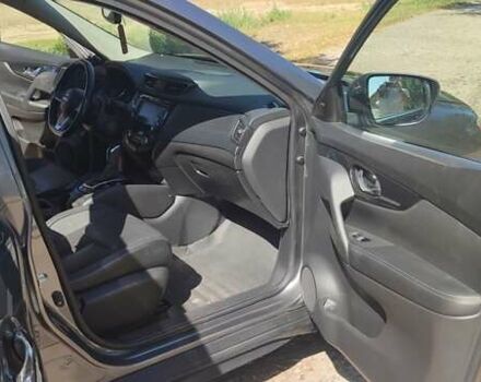 Серый Ниссан Rogue, объемом двигателя 2.49 л и пробегом 115 тыс. км за 15200 $, фото 20 на Automoto.ua