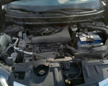 Серый Ниссан Rogue, объемом двигателя 2.5 л и пробегом 150 тыс. км за 14500 $, фото 7 на Automoto.ua