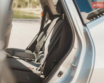 Серый Ниссан Rogue, объемом двигателя 2.5 л и пробегом 197 тыс. км за 15700 $, фото 19 на Automoto.ua