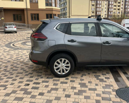 Сірий Ніссан Rogue, об'ємом двигуна 2.49 л та пробігом 120 тис. км за 14000 $, фото 7 на Automoto.ua
