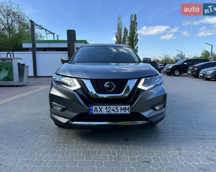 Серый Ниссан Rogue, объемом двигателя 2.5 л и пробегом 107 тыс. км за 15200 $, фото 5 на Automoto.ua