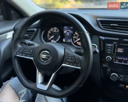 Серый Ниссан Rogue, объемом двигателя 2 л и пробегом 147 тыс. км за 15900 $, фото 11 на Automoto.ua