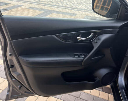 Сірий Ніссан Rogue, об'ємом двигуна 2.49 л та пробігом 120 тис. км за 14000 $, фото 14 на Automoto.ua