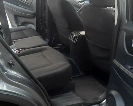 Серый Ниссан Rogue, объемом двигателя 2.5 л и пробегом 173 тыс. км за 15500 $, фото 7 на Automoto.ua