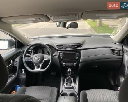 Серый Ниссан Rogue, объемом двигателя 2.5 л и пробегом 116 тыс. км за 16300 $, фото 4 на Automoto.ua