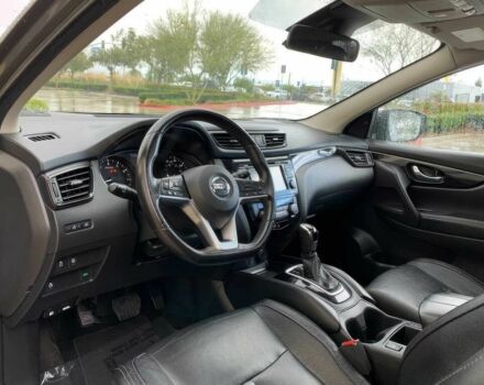 Сірий Ніссан Rogue, об'ємом двигуна 2 л та пробігом 57 тис. км за 5500 $, фото 5 на Automoto.ua