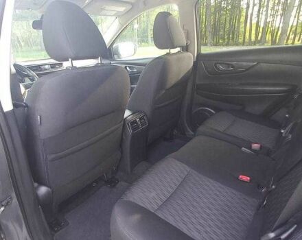 Серый Ниссан Rogue, объемом двигателя 2.5 л и пробегом 143 тыс. км за 12500 $, фото 8 на Automoto.ua