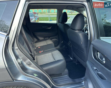 Серый Ниссан Rogue, объемом двигателя 2.5 л и пробегом 107 тыс. км за 15200 $, фото 14 на Automoto.ua