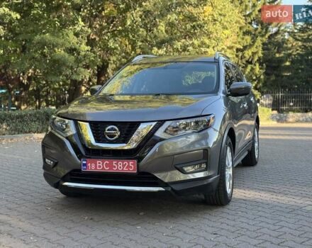Серый Ниссан Rogue, объемом двигателя 2 л и пробегом 147 тыс. км за 15900 $, фото 2 на Automoto.ua