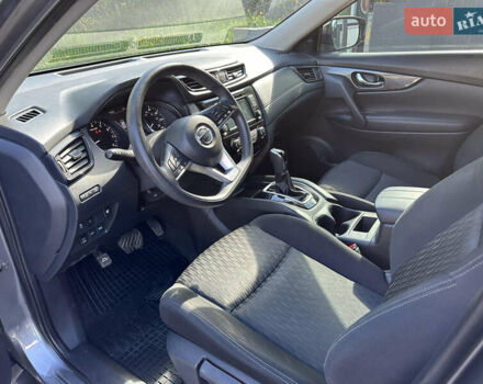 Серый Ниссан Rogue, объемом двигателя 2.5 л и пробегом 107 тыс. км за 15200 $, фото 17 на Automoto.ua