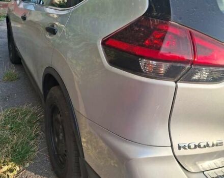 Серый Ниссан Rogue, объемом двигателя 2.5 л и пробегом 160 тыс. км за 15700 $, фото 6 на Automoto.ua