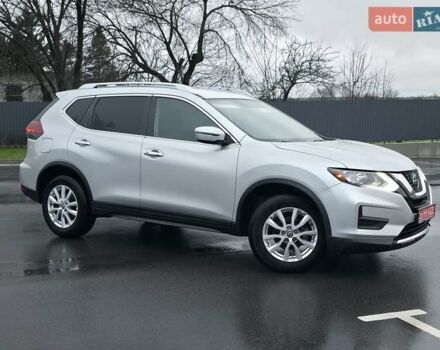 Серый Ниссан Rogue, объемом двигателя 2.49 л и пробегом 189 тыс. км за 13800 $, фото 8 на Automoto.ua