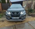 Сірий Ніссан Rogue, об'ємом двигуна 2.5 л та пробігом 135 тис. км за 17300 $, фото 1 на Automoto.ua