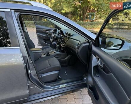 Серый Ниссан Rogue, объемом двигателя 2 л и пробегом 147 тыс. км за 15900 $, фото 15 на Automoto.ua