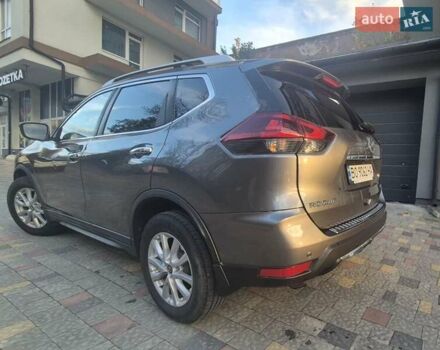 Серый Ниссан Rogue, объемом двигателя 2.49 л и пробегом 72 тыс. км за 15200 $, фото 3 на Automoto.ua