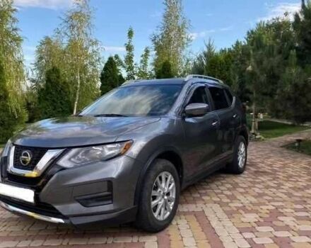 Серый Ниссан Rogue, объемом двигателя 2.5 л и пробегом 110 тыс. км за 13500 $, фото 2 на Automoto.ua