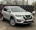 Серый Ниссан Rogue, объемом двигателя 2.5 л и пробегом 117 тыс. км за 14900 $, фото 2 на Automoto.ua