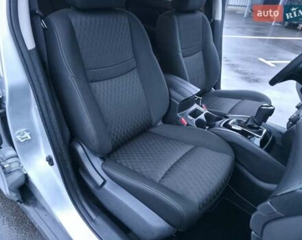 Серый Ниссан Rogue, объемом двигателя 2.49 л и пробегом 189 тыс. км за 13800 $, фото 26 на Automoto.ua