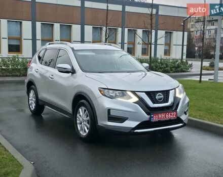 Серый Ниссан Rogue, объемом двигателя 2.49 л и пробегом 189 тыс. км за 13800 $, фото 1 на Automoto.ua