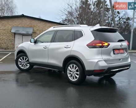 Серый Ниссан Rogue, объемом двигателя 2.49 л и пробегом 189 тыс. км за 13800 $, фото 7 на Automoto.ua