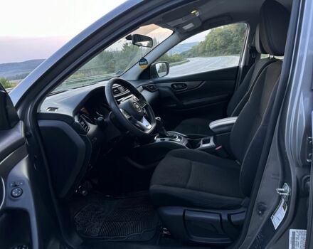 Серый Ниссан Rogue, объемом двигателя 2 л и пробегом 181 тыс. км за 12900 $, фото 6 на Automoto.ua