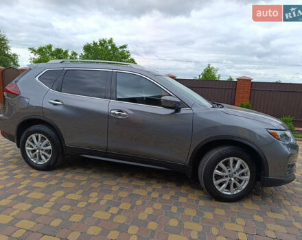 Сірий Ніссан Rogue, об'ємом двигуна 2.49 л та пробігом 118 тис. км за 16700 $, фото 7 на Automoto.ua