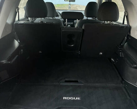 Сірий Ніссан Rogue, об'ємом двигуна 2.49 л та пробігом 120 тис. км за 14000 $, фото 26 на Automoto.ua