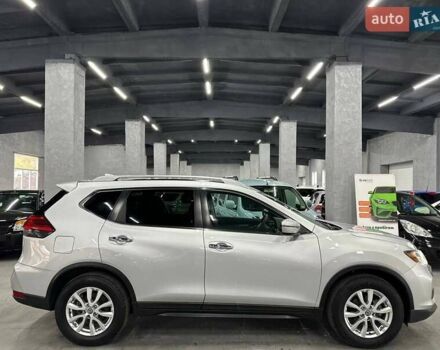 Серый Ниссан Rogue, объемом двигателя 2.5 л и пробегом 125 тыс. км за 15499 $, фото 7 на Automoto.ua