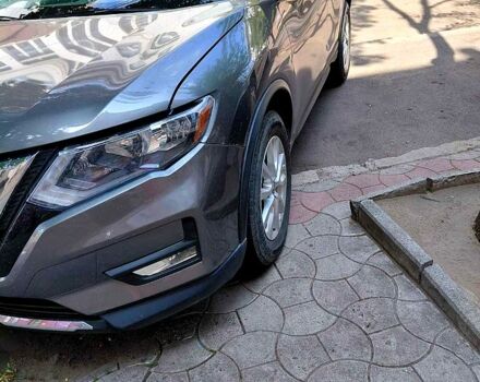 Серый Ниссан Rogue, объемом двигателя 2.5 л и пробегом 60 тыс. км за 16500 $, фото 1 на Automoto.ua