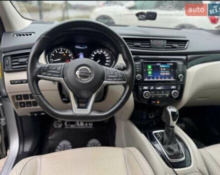 Серый Ниссан Rogue, объемом двигателя 2 л и пробегом 89 тыс. км за 18200 $, фото 3 на Automoto.ua