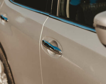 Серый Ниссан Rogue, объемом двигателя 2.5 л и пробегом 197 тыс. км за 15700 $, фото 4 на Automoto.ua