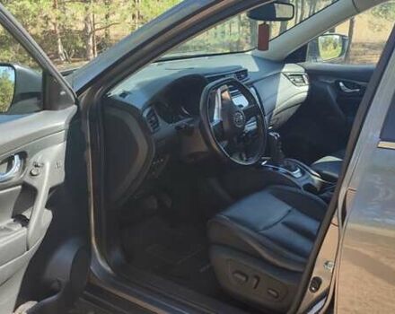 Серый Ниссан Rogue, объемом двигателя 2.49 л и пробегом 115 тыс. км за 15200 $, фото 25 на Automoto.ua