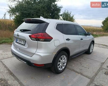 Серый Ниссан Rogue, объемом двигателя 2.5 л и пробегом 22 тыс. км за 15000 $, фото 4 на Automoto.ua