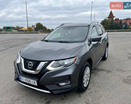 Серый Ниссан Rogue, объемом двигателя 2.49 л и пробегом 83 тыс. км за 16100 $, фото 2 на Automoto.ua