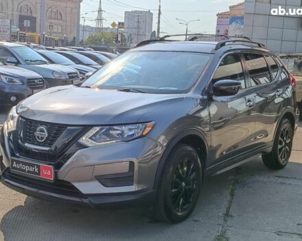 Серый Ниссан Rogue, объемом двигателя 2.5 л и пробегом 57 тыс. км за 15890 $, фото 2 на Automoto.ua