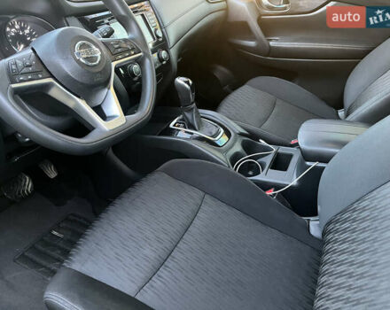 Серый Ниссан Rogue, объемом двигателя 2.49 л и пробегом 115 тыс. км за 12800 $, фото 60 на Automoto.ua