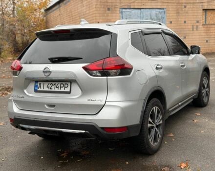 Серый Ниссан Rogue, объемом двигателя 2.5 л и пробегом 170 тыс. км за 12999 $, фото 2 на Automoto.ua